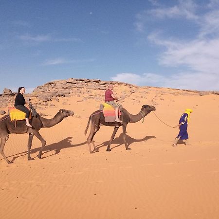 Erg Chebbi Khamlia Desert Camp Merzouga Bagian luar foto