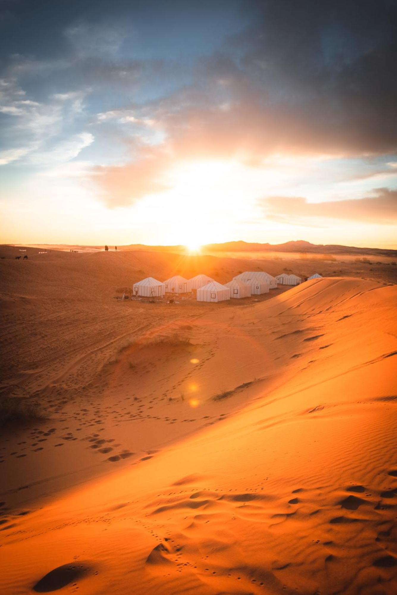 Erg Chebbi Khamlia Desert Camp Merzouga Bagian luar foto