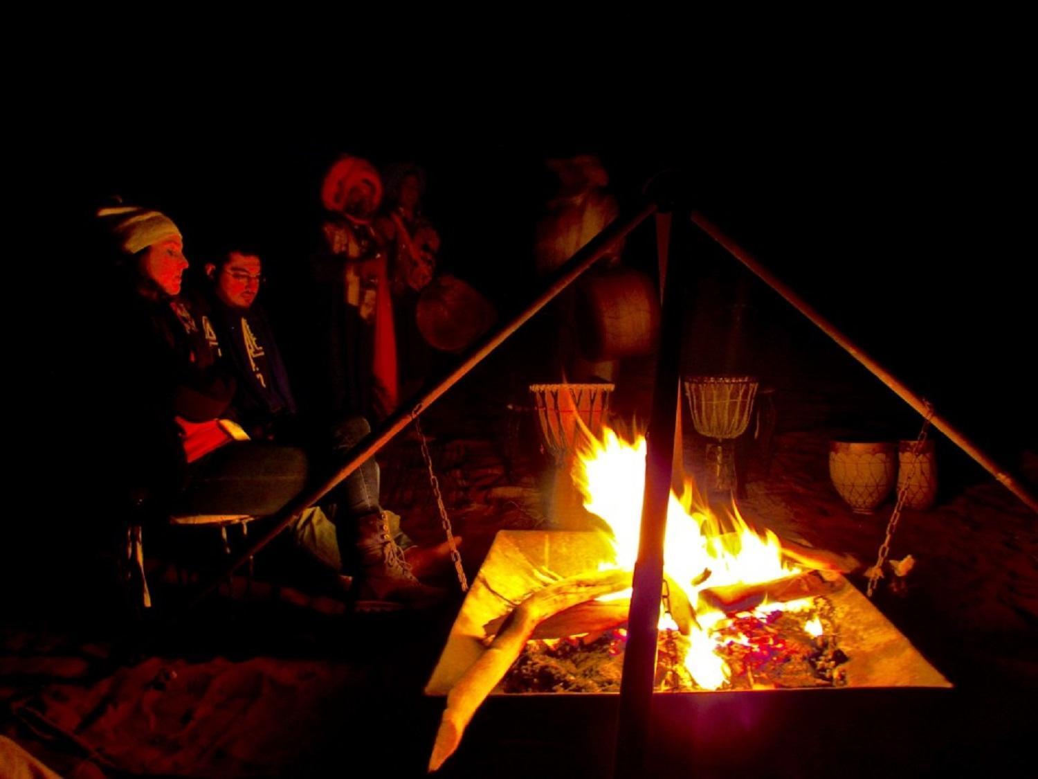Erg Chebbi Khamlia Desert Camp Merzouga Bagian luar foto